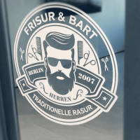 Individuell geformtes Vinyl für Fenster