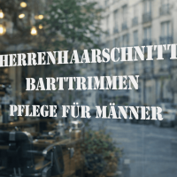 Klebebeschriftung für Fenster