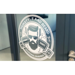 Individuell geformtes Vinyl für Fenster