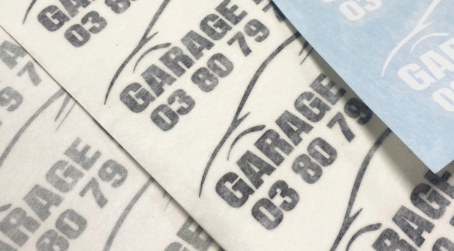 Auto-Kofferraum-Signatur