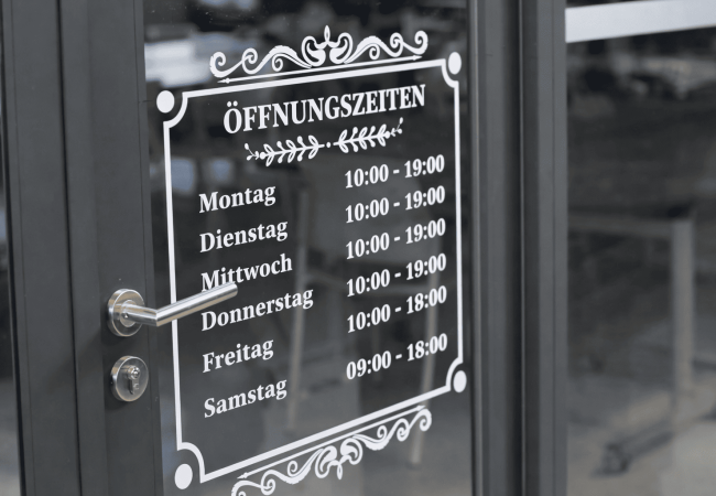 Schaufenster-Öffnungszeitenaufkleber