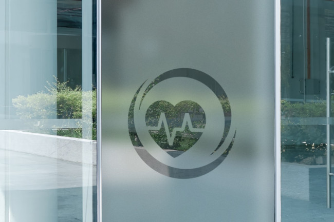 Krankenhaus-Herz-Logo 2 Sichtschutz-Fensterfolie